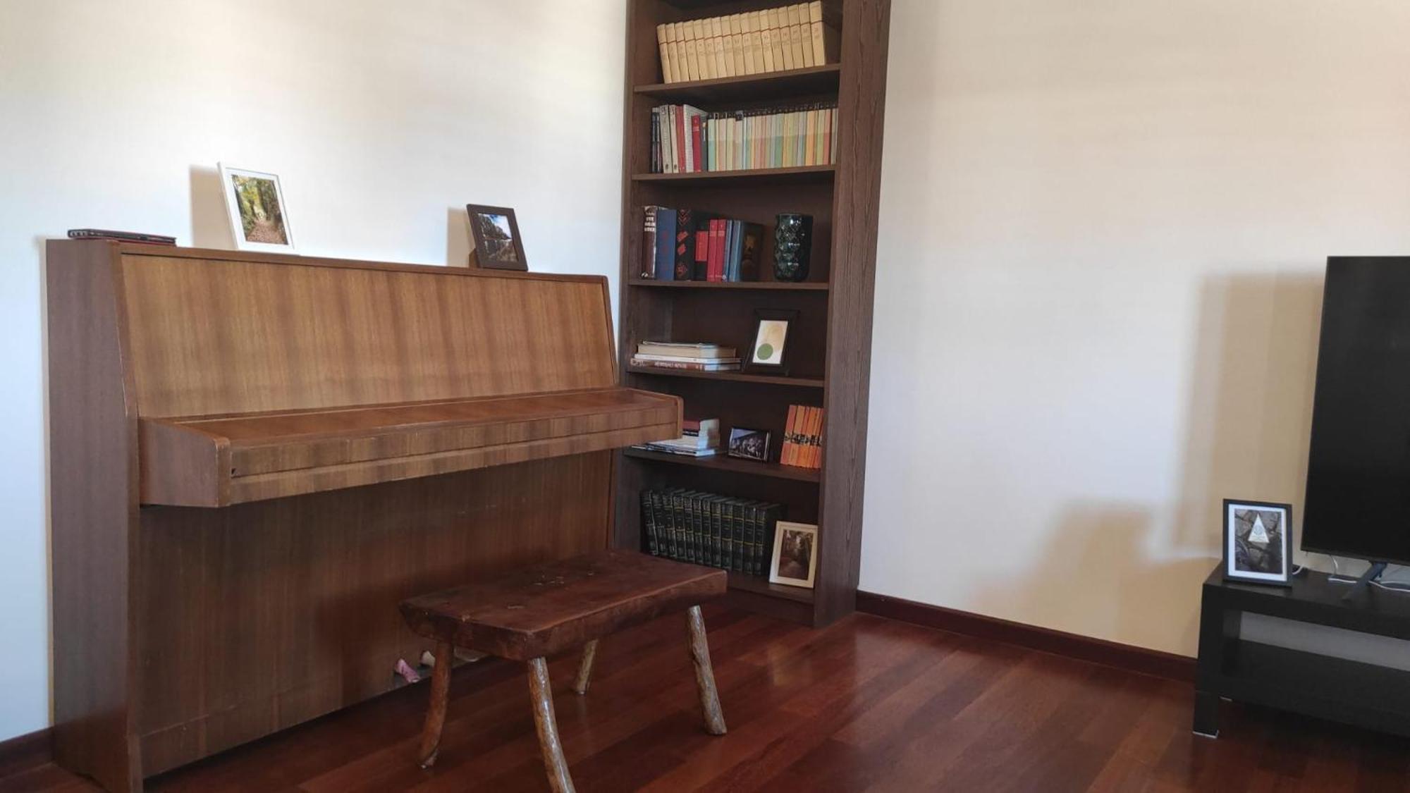 אומיס Luxury City Centre Apartment With Stunning View מראה חיצוני תמונה